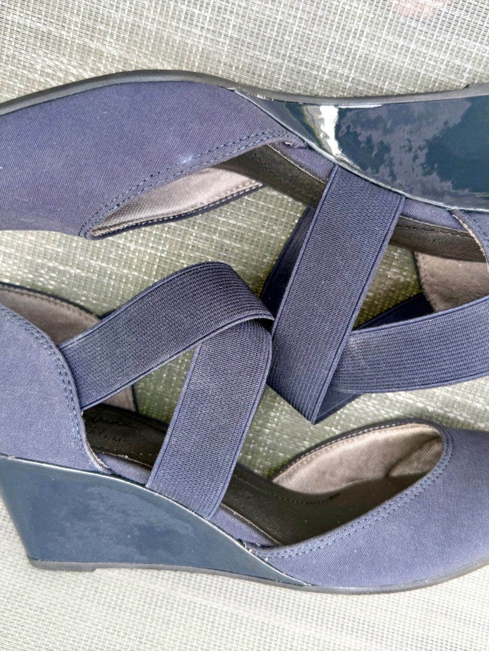 Cute Criss Cross Navy Blue Wedges - Picture 2 of 6
